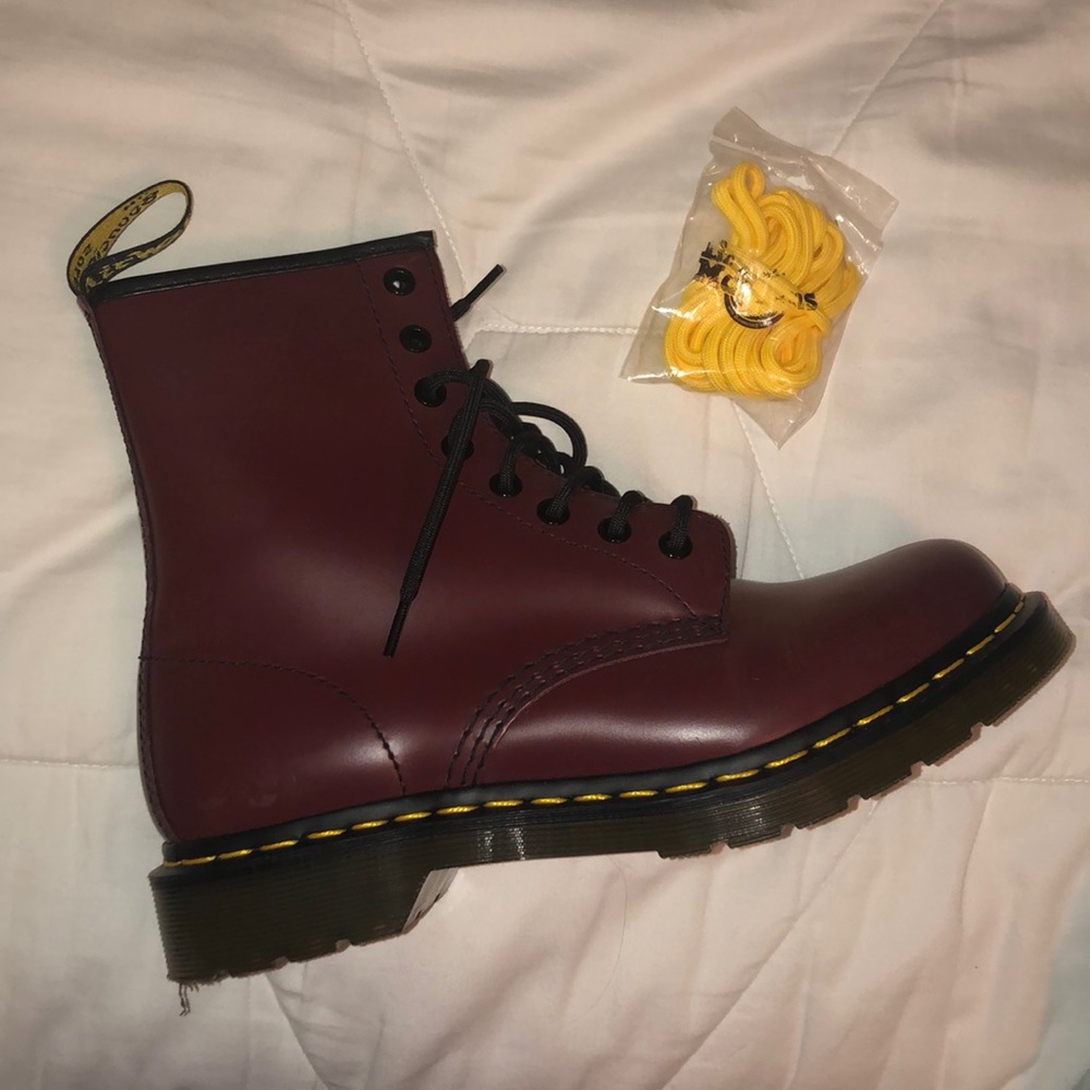 Dr. Martens Maroon